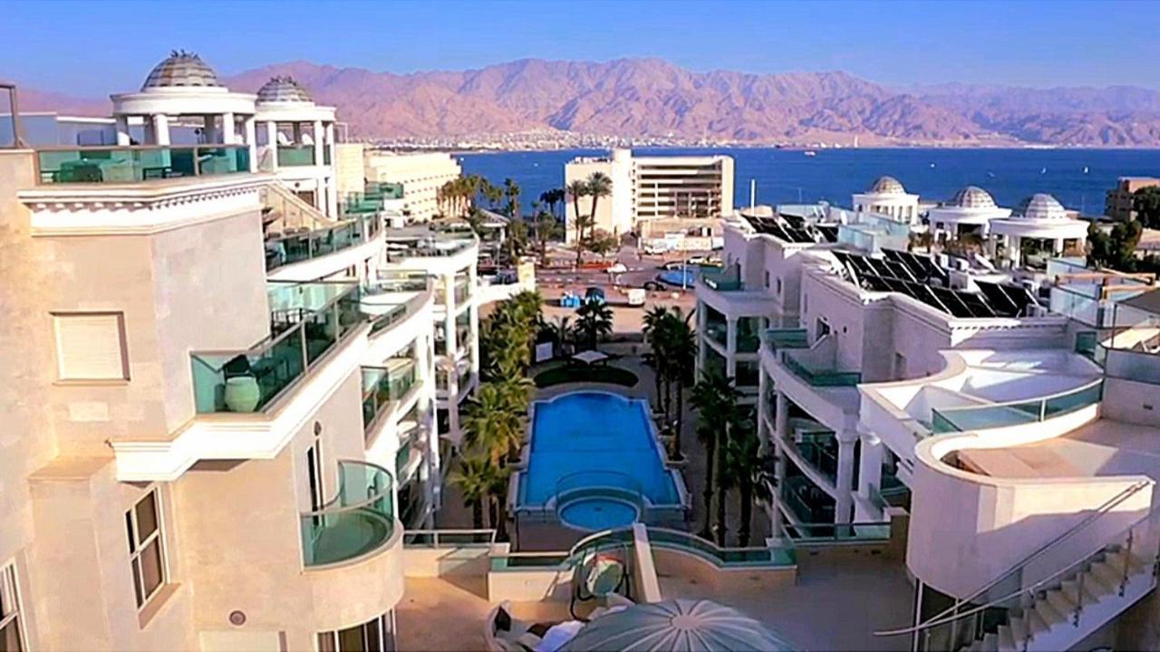 Appartement Milana'S Deluxe With Big Patio And Pool à Eilat Extérieur photo