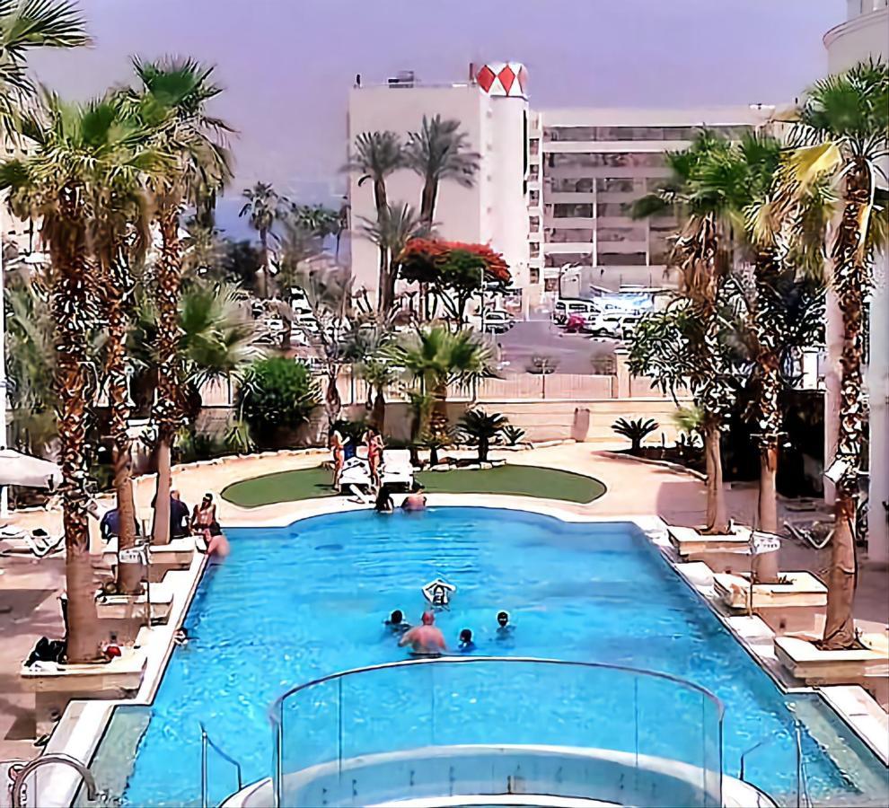 Appartement Milana'S Deluxe With Big Patio And Pool à Eilat Extérieur photo